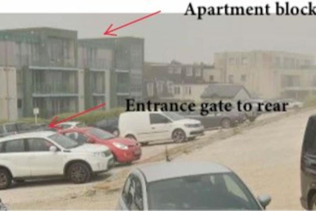 Modern Apartment, Fistral Beach Newquay  Ngoại thất bức ảnh