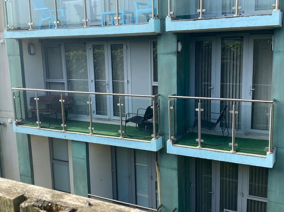 Modern Apartment, Fistral Beach Newquay  Ngoại thất bức ảnh